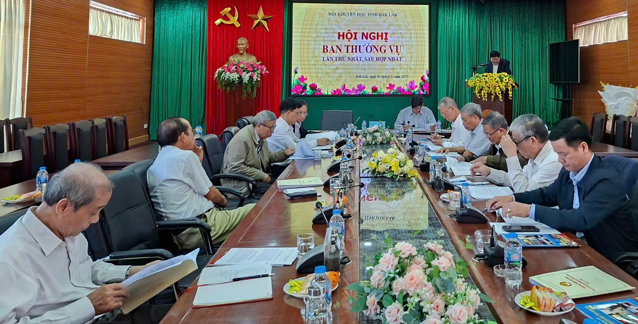 HỘI NGHỊ BAN THƯỜNG VỤ HỘI KHUYẾN HỌC TỈNH LẦN THỨC NHẤT (SAU HỢP NHẤT) THÀNH CÔNG TỐT ĐẸP